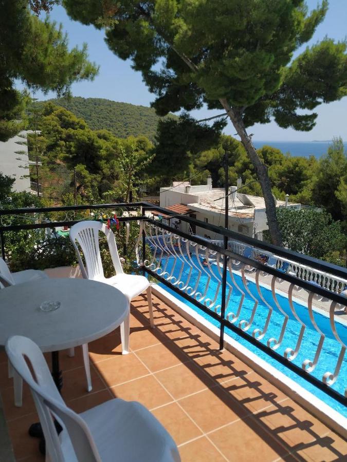 Lions 2 Studios & Apartments, Poros Island. Poros Town Esterno foto