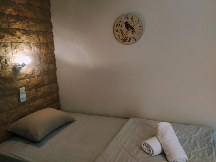 Lions 2 Studios & Apartments, Poros Island. Poros Town Esterno foto
